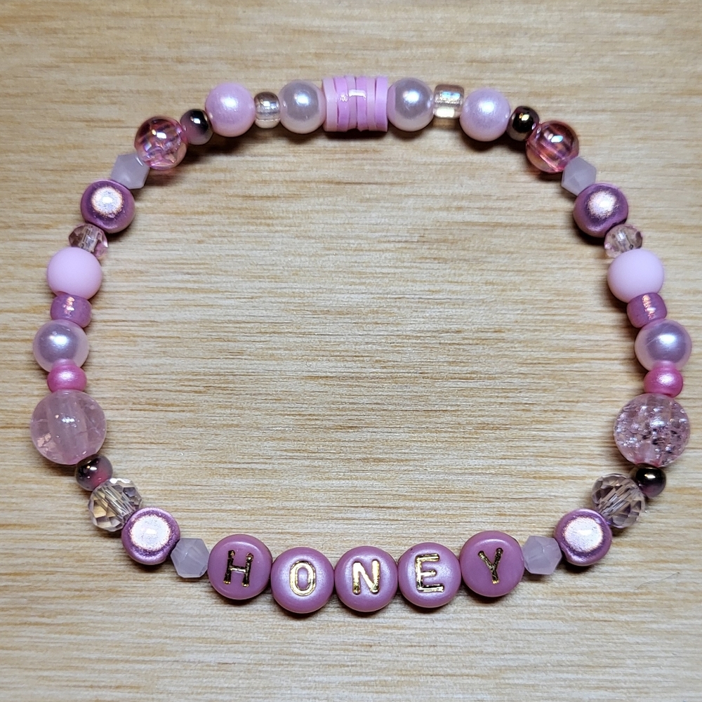 Honey- Taylor Swift Friendship Bracelet, Size 7"